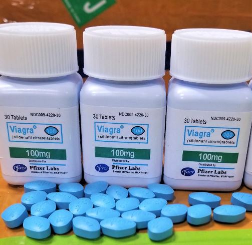 Buying Viagra from an unreliable source can be risky. Drugs sold online may be fake, contaminated, or expired. The adverse effects are greater when cocaine and Viagra are mixed together.