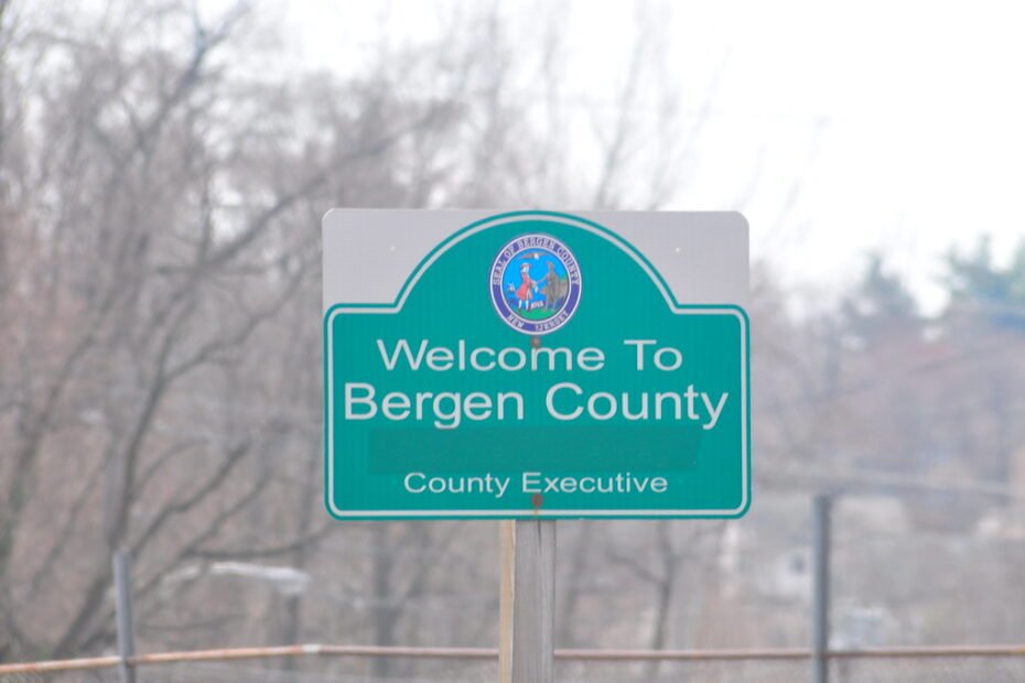 Looking for "Rehab Bergen County NJ"? Our New Jersey recovery resources will help you with your search for Bergen County Drug Rehab, "NA meetings Bergen County" & "AA meetings Bergen County." Get free consultations and assessments for your case.