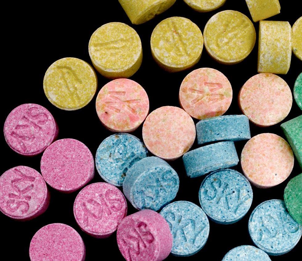 The hallucinogenic effects of molly addiction can cause feelings of relaxation or introspection, but they can also produce nervousness, paranoia, and even panic. 